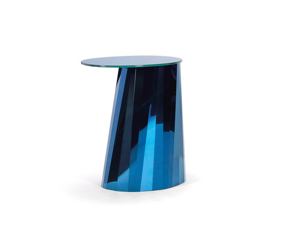 Pli Side Table High Blue Satin | Tavolini alti | ClassiCon