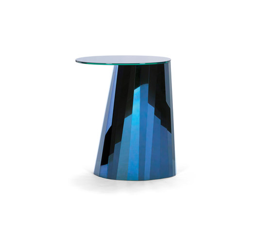 Pli Side Table High Blue Satin | Beistelltische | ClassiCon