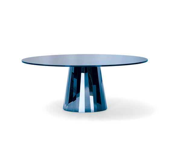 Pli Table Sapphire Blue | Esstische | ClassiCon