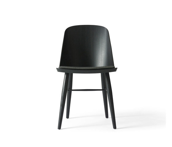 Synnes Dining Chair | Black Ash/Black Melange | Sillas | Audo Copenhagen