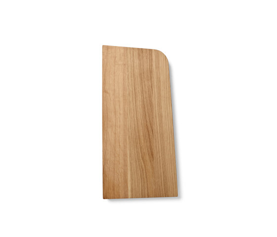 Tilt Cutting Board | M Oak | Taglieri | Audo Copenhagen