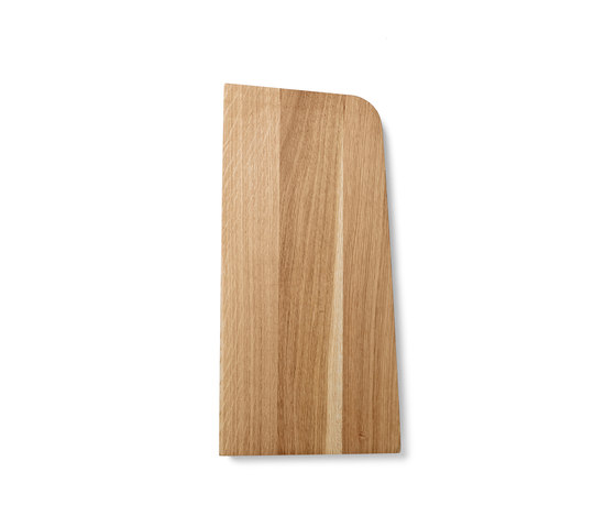 Tilt Cutting Board | L Oak | Schneidebretter | Audo Copenhagen