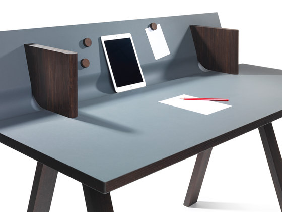Ovolo | Desks | Röthlisberger Kollektion