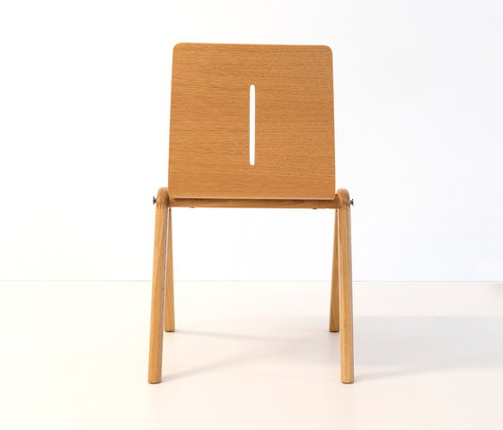 Cross A line Chair | Chairs | dutchglobe
