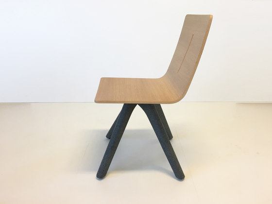 Cross Solid Chair | Chairs | dutchglobe