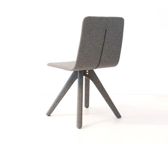 Cross Solid Chair | Stühle | dutchglobe