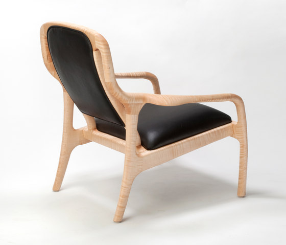 Karnali lounge chair | Sessel | Brian Fireman Design
