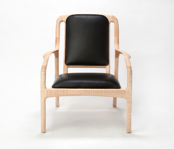 Karnali lounge chair | Poltrone | Brian Fireman Design