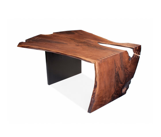 Wedge desk | Esstische | Brian Fireman Design