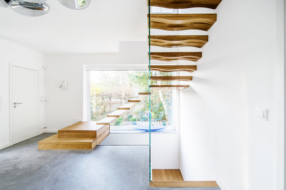 Floating Waves | Staircase systems | Siller Treppen