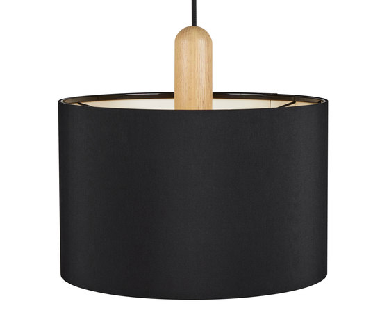 Paso Wood 35 P1 pendant light in oak and black fabric | Lampade sospensione | Darø