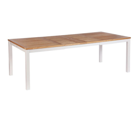 Aura | Extending Table 230 | Dining tables | Barlow Tyrie