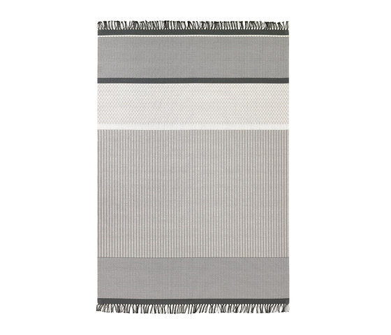 San Francisco paper yarn carpet | stone-white | Formatteppiche | Woodnotes