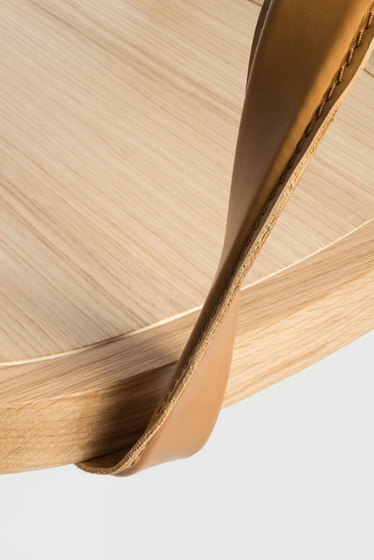 Siro+ | Chair with Armrests | oak | Stühle | Woodnotes