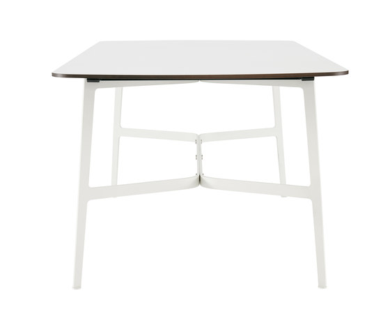 Eileen | Dining tables | SP01
