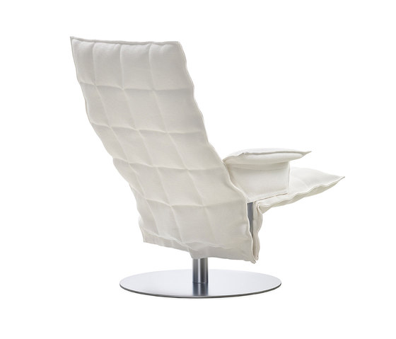 k Chair | with Armrests | Swivel | Sessel | Woodnotes