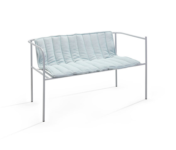 Whitsunday cushion, double grey | Benches | Les Basic