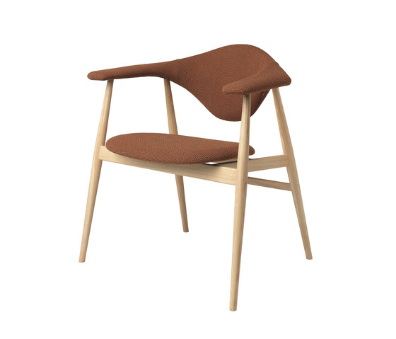 Masculo Chair – wood base | Sedie | GUBI