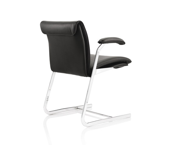 Delphi Low Back Stacking Visitor Chair | Chaises | Boss Design