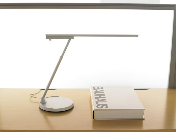 Conflux | Table lights | Teknion