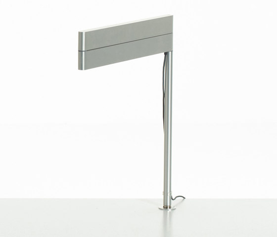 Sanna Lightbar | Lampade tavolo | Teknion