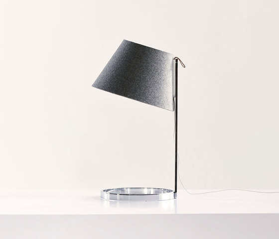 Sanna Lamp | Luminaires de table | Teknion