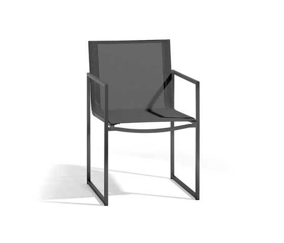 Latona textiles chair | Chairs | Manutti