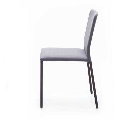 Corbo | stackable | Chaises | more