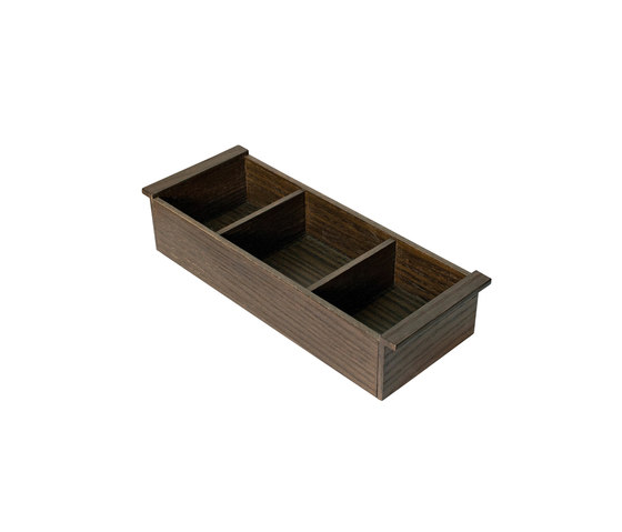 ACCESSORIES | Interior container with 3 compartments, for lower drawer only. | Bath shelves | Armani Roca