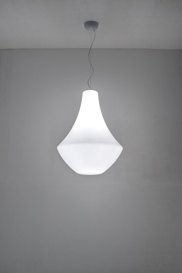 Monarque_P | Suspended lights | Linea Light Group