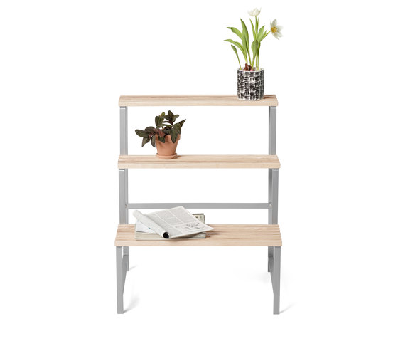 Flower Pot Stand | Ash | Maceteros | Design House Stockholm