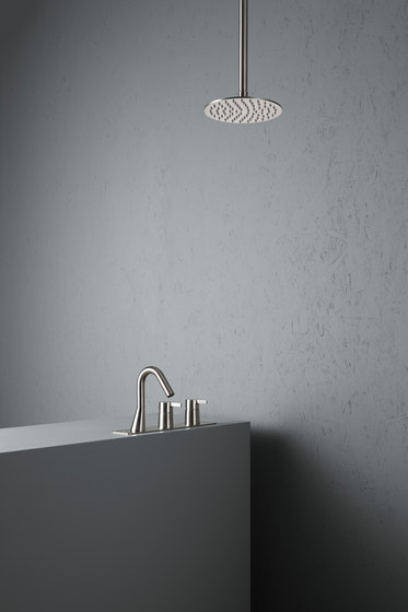 Volcano | Stainless steel Rim mounted set with spout | Bath taps | Quadrodesign