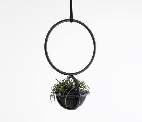 Blumenkugel Edition hanging room object | Plant pots | Atelier Haußmann