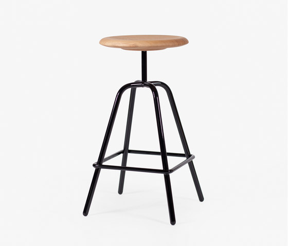 Herrenberger stool | Sgabelli bancone | Atelier Haußmann