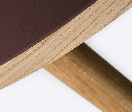 MT2 Oak linoleum table | Dining tables | Faust Linoleum