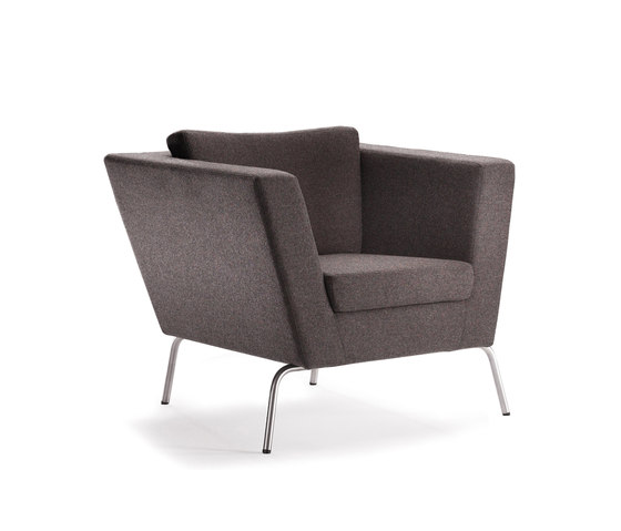 Wide Armchair | Sillones | Stouby