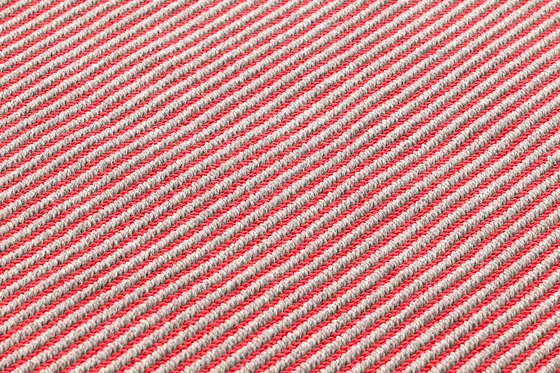 Garden Layers Rug Diagonal almond-red | Tappeti / Tappeti design | GAN