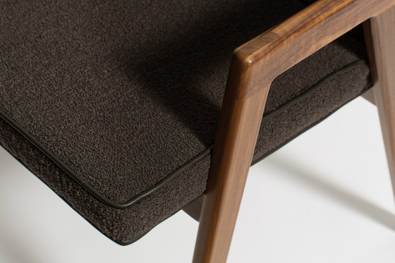 Upholstered Dining Chair | Stühle | Smilow Design