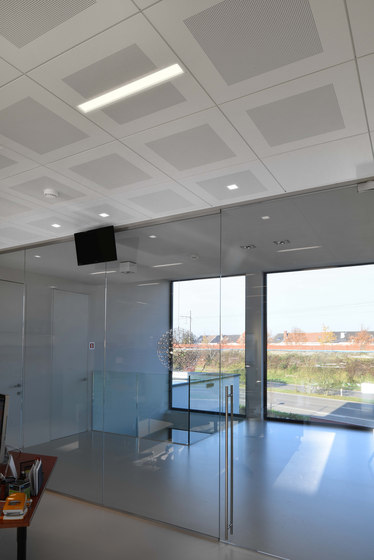 In-Tile Workspace Lighting | Falsos techos | Kreon