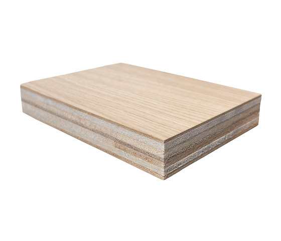 B-Plex®Light | Beech steamed | Planchas de madera | europlac