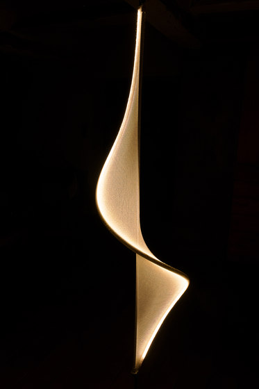 llll.08 standing lamp | gold | Luminaires sur pied | llll