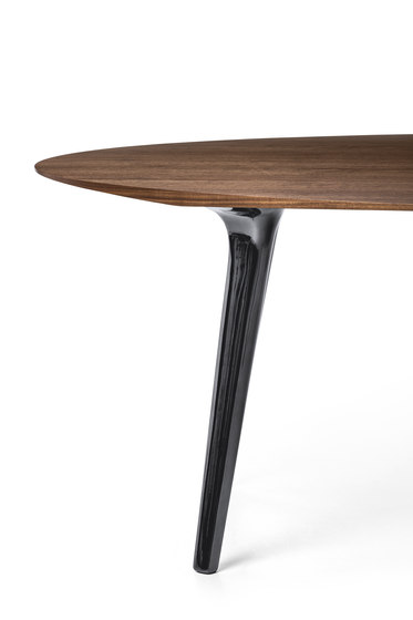 Ademar Table by Bross | Dining tables
