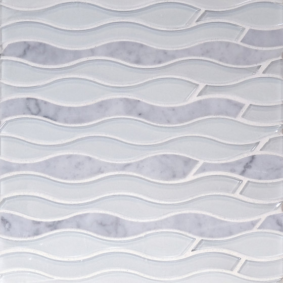 The Tile District | Aqualina-Wave in Carrara Marble and Super White Glass | Glas Mosaike | Tango Tile