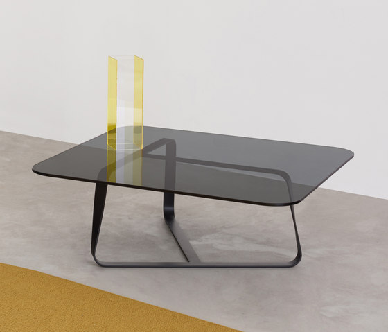 Twister small table | Coffee tables | Desalto