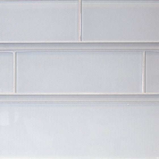 The Tile District | Super White Glass Liner Polished on 3-Sides | Mosaicos de vidrio | Tango Tile