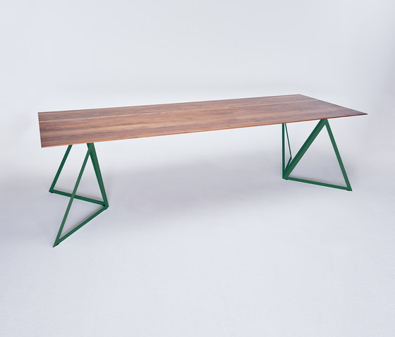 Steel Stand Table - moss green/ walnut | Dining tables | NEO/CRAFT