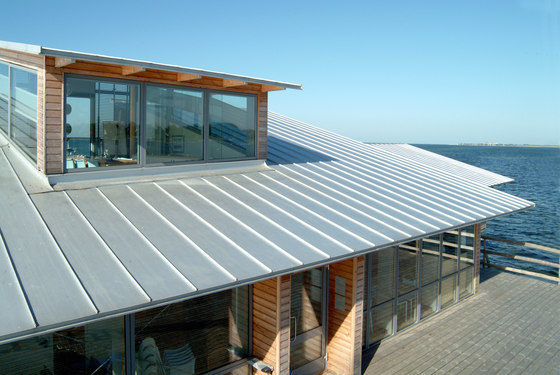 Aluzinc® HFX | Roofing systems | ArcelorMittal