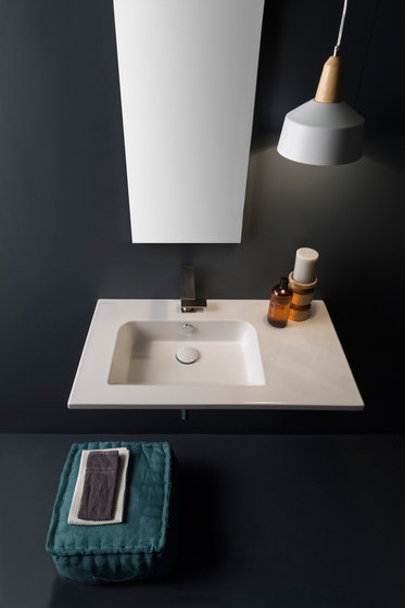 Etra | 82,5 x 47 | Wash basins | Scarabeo Ceramiche
