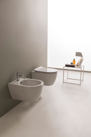 Moon | Hung WC | WCs | Scarabeo Ceramiche