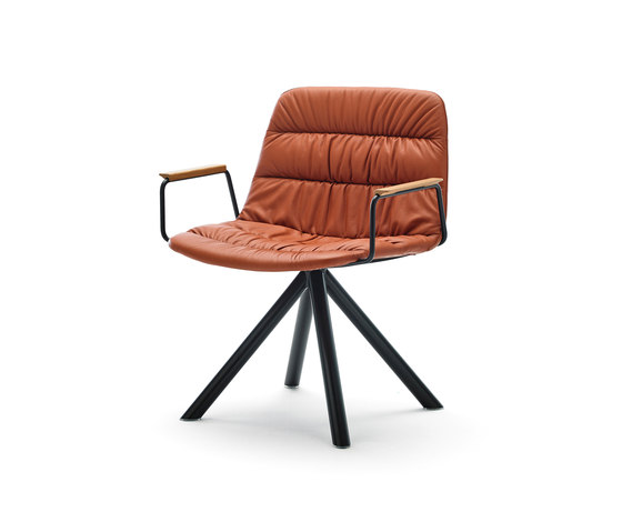 Maarten Lounge Chair | Armchairs | viccarbe